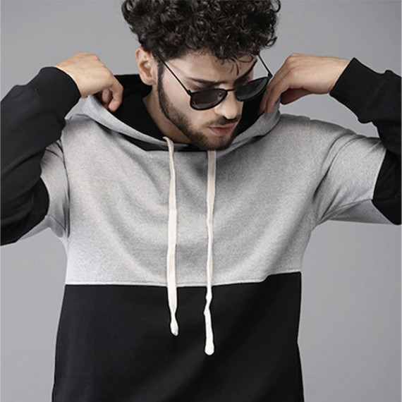 https://wayedge.in/products/men-black-grey-colourblocked-hooded-sweatshirt