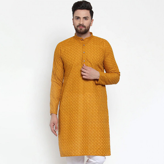 https://wayedge.in/products/men-yellow-printed-straight-kurta