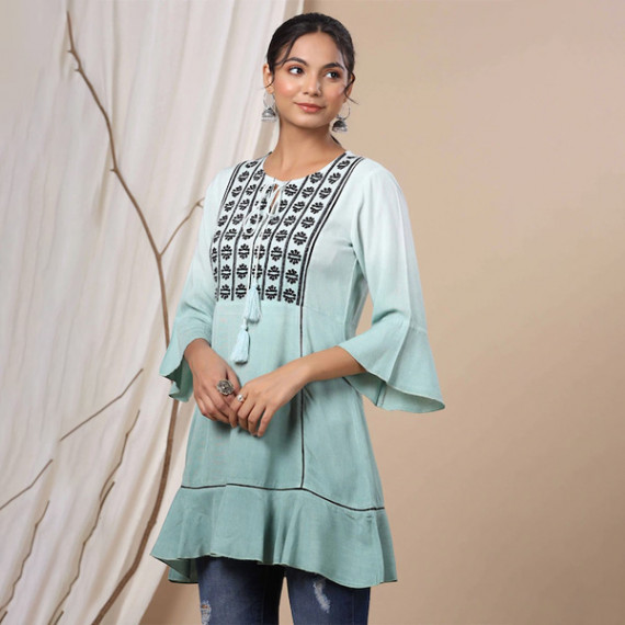 https://wayedge.in/products/women-green-tunics
