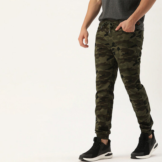 https://wayedge.in/products/men-olive-green-camouflage-printed-slim-fit-joggers-trousers